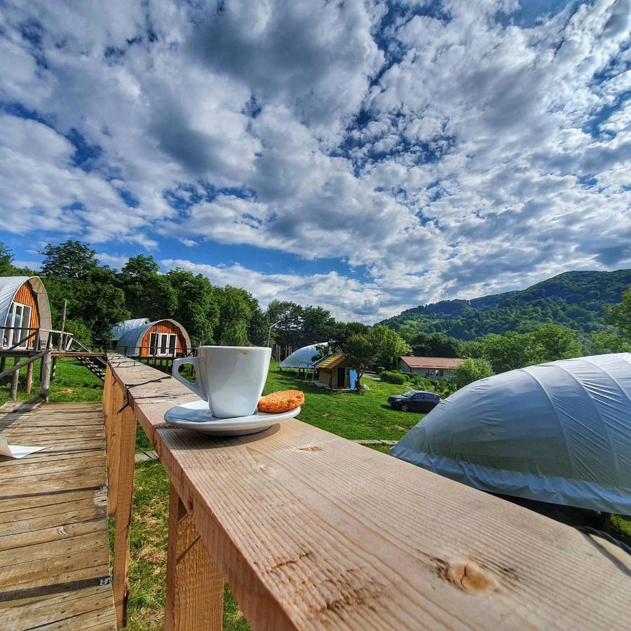 فندق Sunrise Glamping Retreat Galesu المظهر الخارجي الصورة