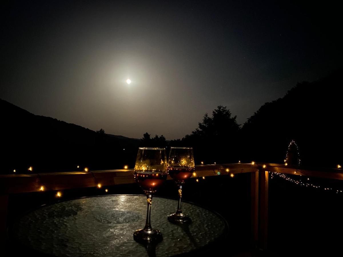 فندق Sunrise Glamping Retreat Galesu المظهر الخارجي الصورة