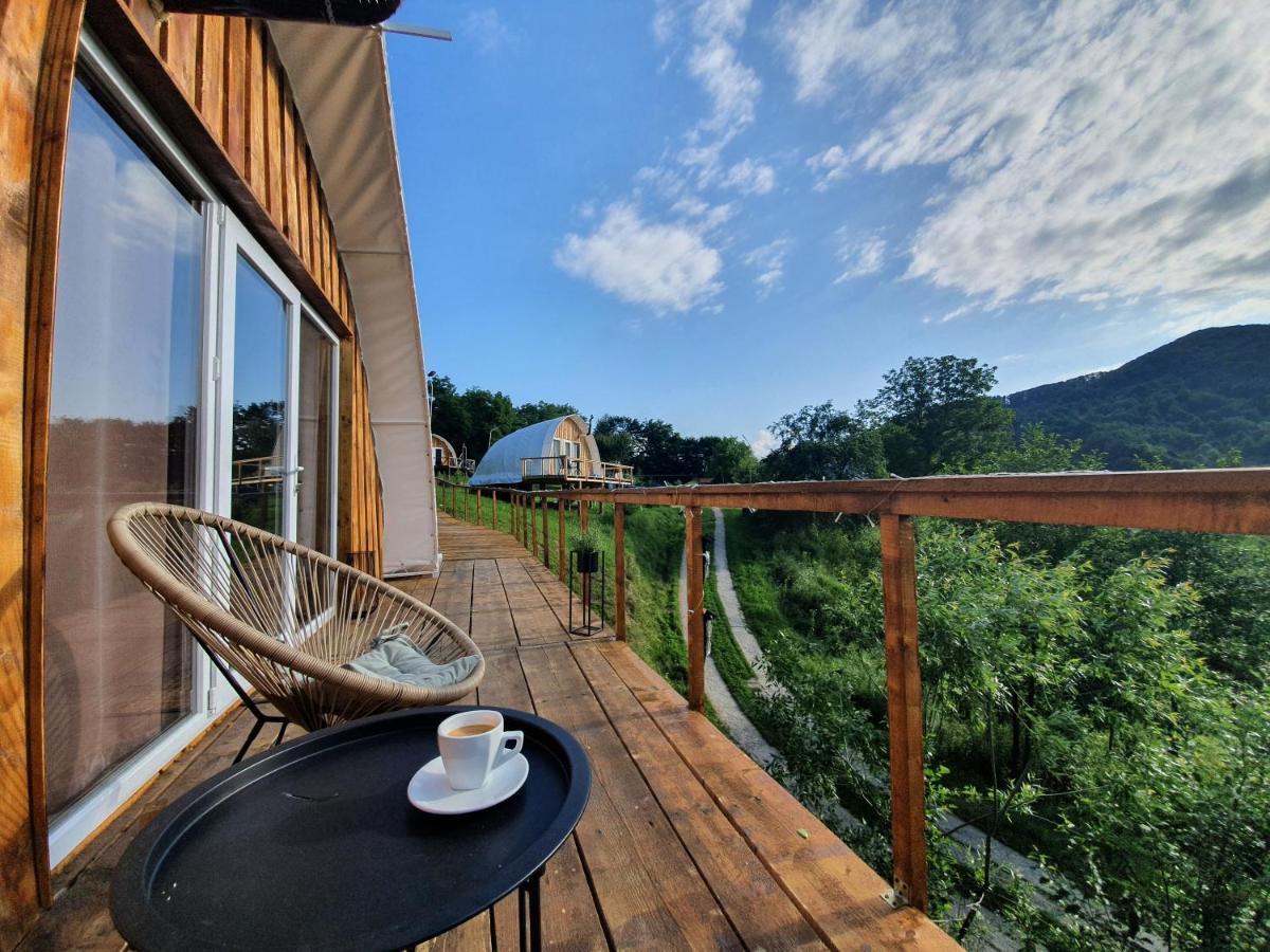 فندق Sunrise Glamping Retreat Galesu المظهر الخارجي الصورة