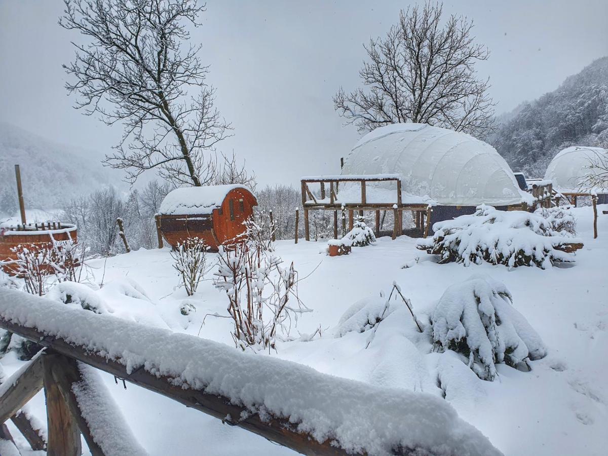 فندق Sunrise Glamping Retreat Galesu المظهر الخارجي الصورة