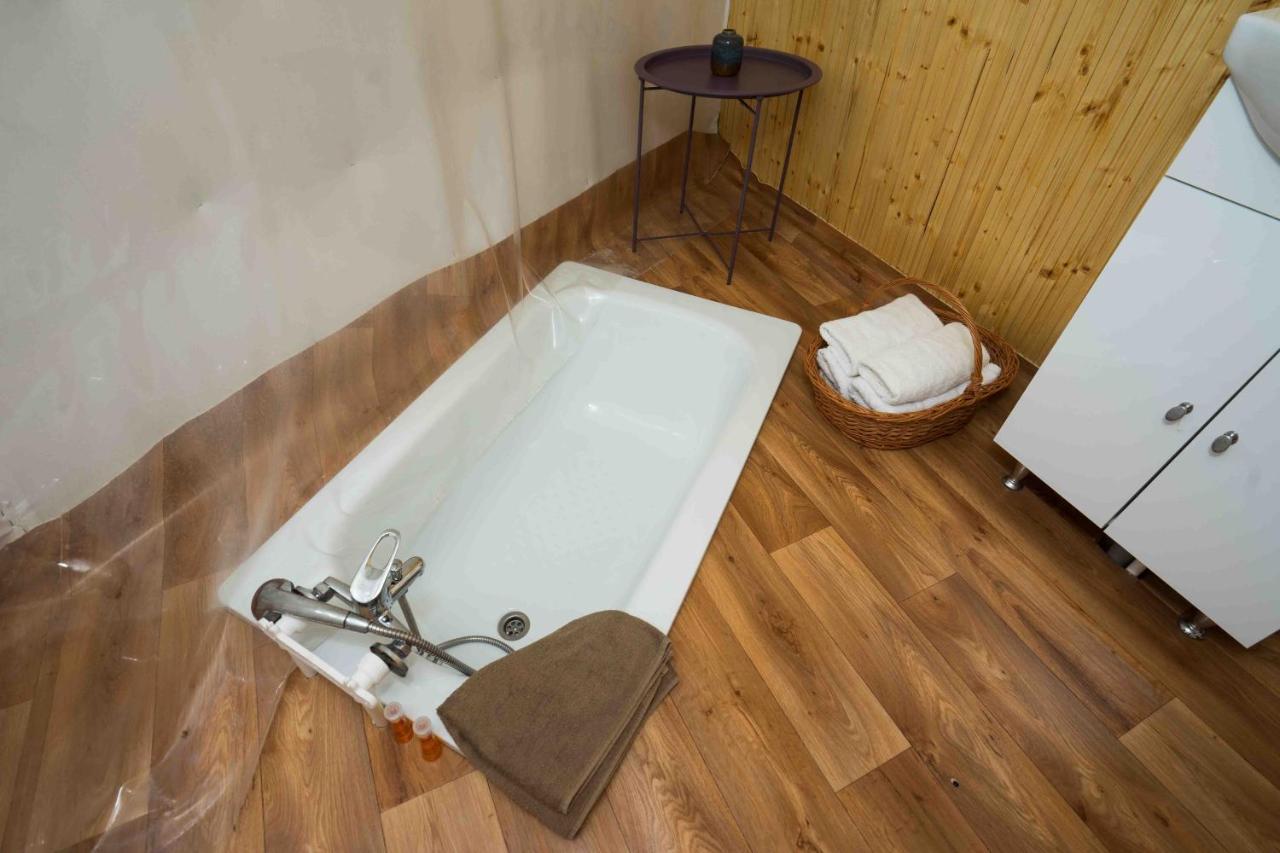 فندق Sunrise Glamping Retreat Galesu المظهر الخارجي الصورة
