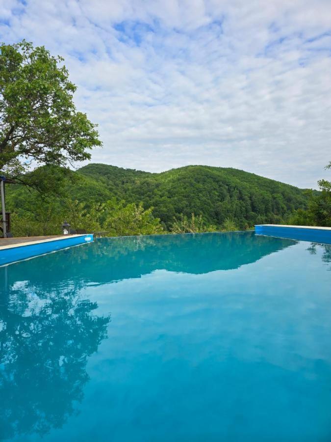 فندق Sunrise Glamping Retreat Galesu المظهر الخارجي الصورة